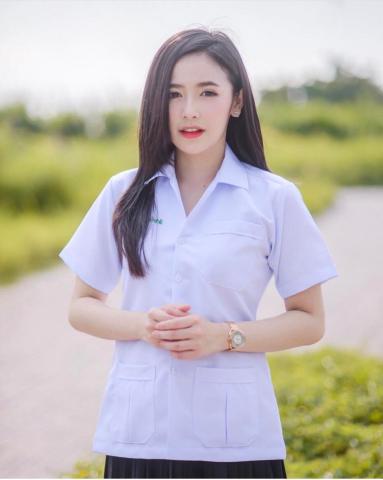 พจ.แพรวไพลิน ทองรักชาติ